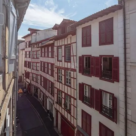 T3 En Duplex Au Coeur De Apartment Bayonne